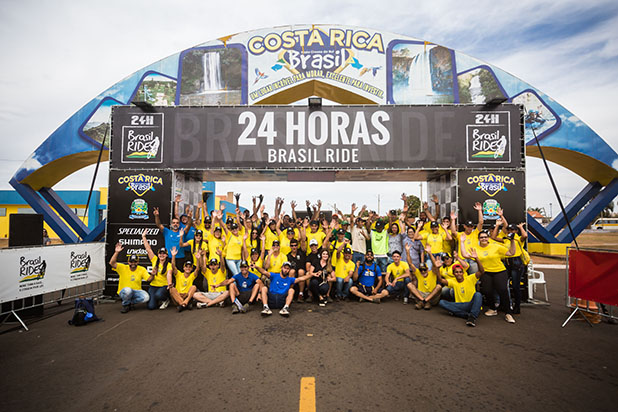 Staff do Pré-Mundial 24H em Costa Rica - Foto: Wladimir Togumi / Brasil Ride
